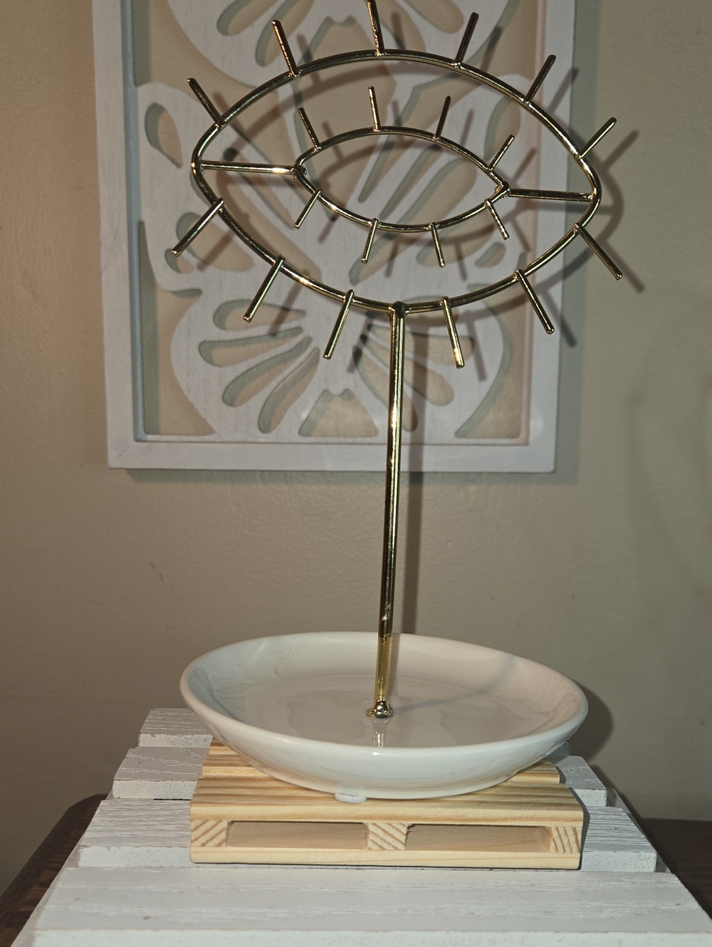 Gold Eye Jewelry Stand with White Catchall Dish